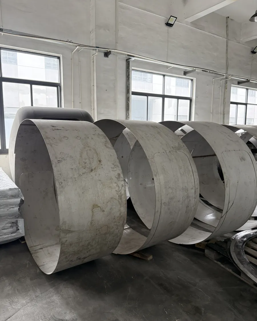 Rolled steel sections for the shell