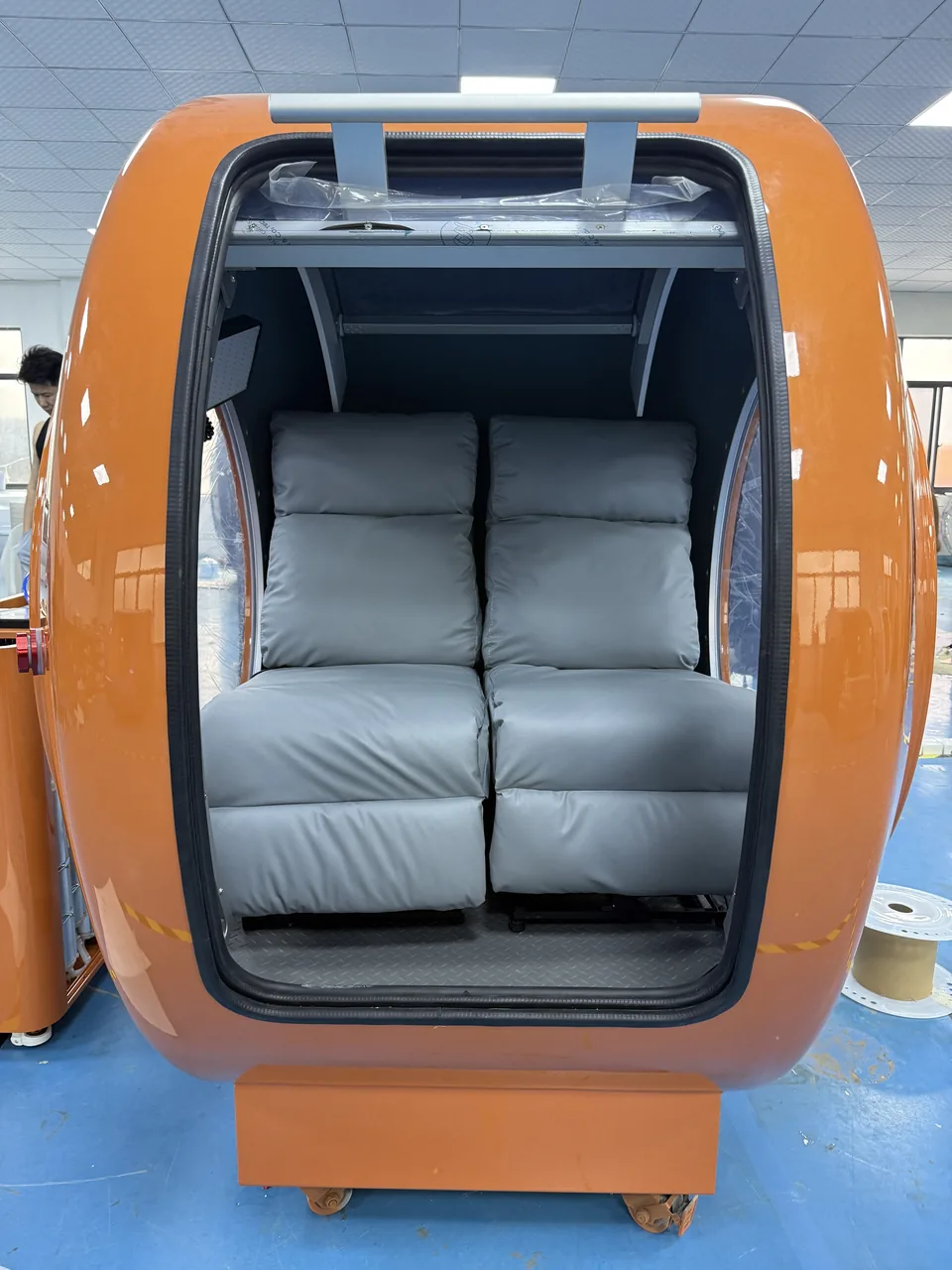 Orange VISTA in the two-person configuration